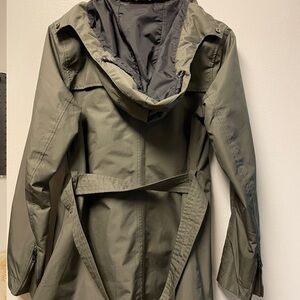 Helly Hansen Women's Welsey Trench Coat